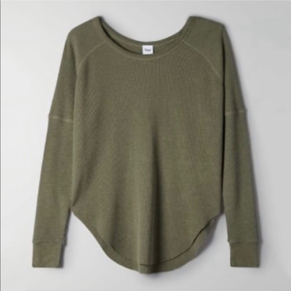 Aritzia Tops - Aritzia TNA Alder Thermal size M Green